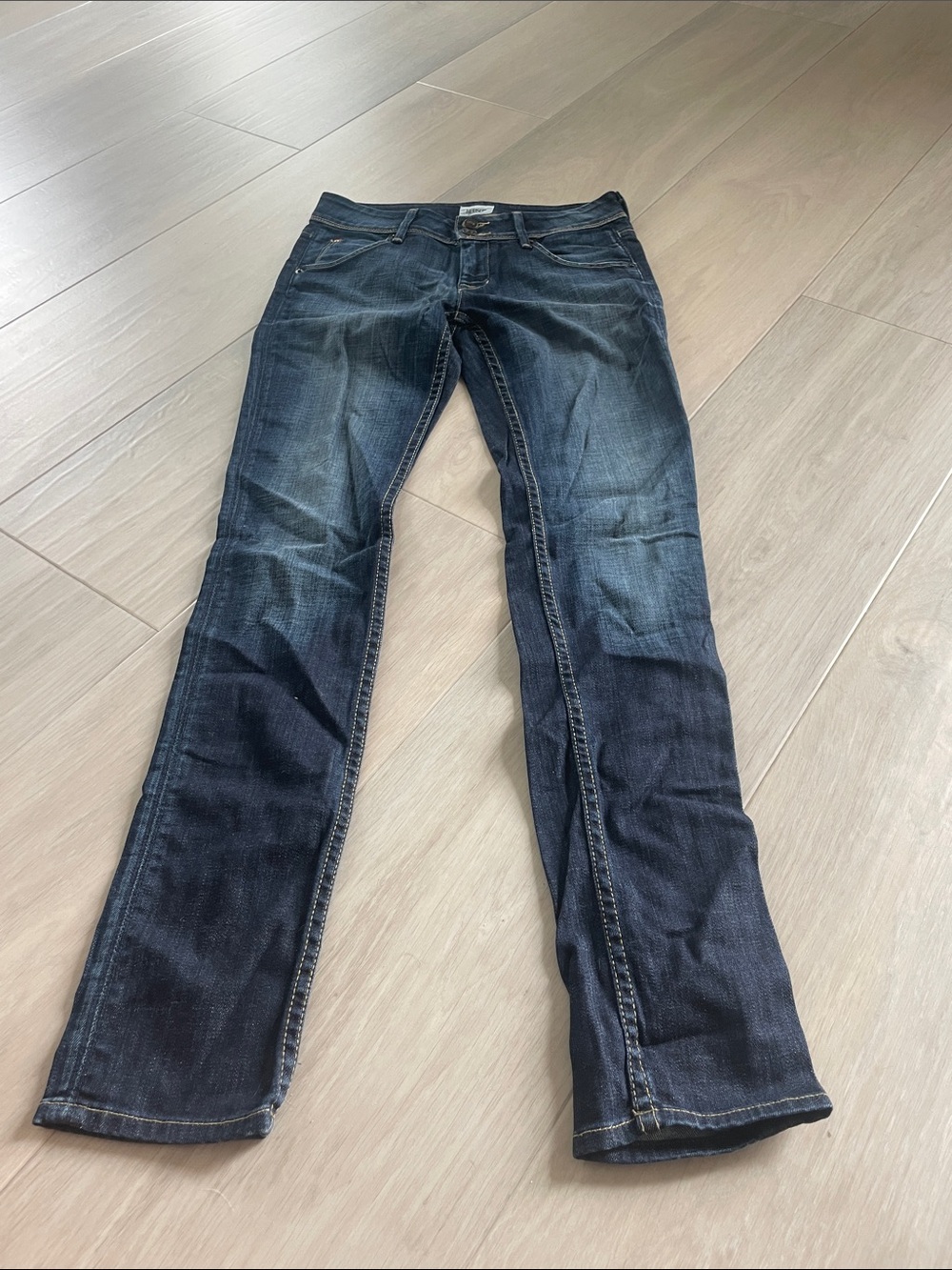 Hudson Jeans Straight Leg Dark Blue Denim Jeans